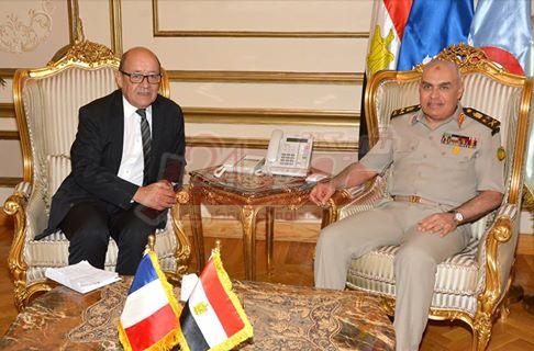  القائد العام للقوات المسلحة